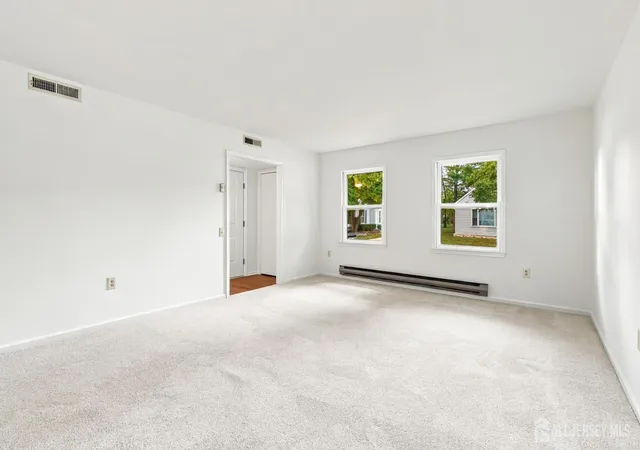 Listing Photo 4 - Condo for sale in building located at 636 Yale Wy, Monroe Township, NJ 08831 - Unit #B