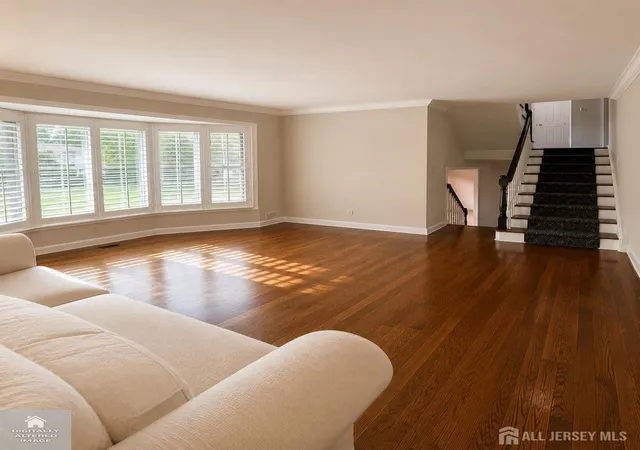 Photo 4 of Single family home for sale at 9 Lauri Ln, Middlesex, NJ 08846 | MLS# 2703773R | Listing updated on 2026-09-20
