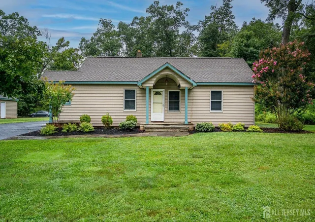 Single family home for sale at 122 Cortelyous Ln, Somerset, NJ 08873 | MLS# 2704082R