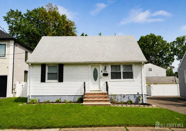 Photo 1 of Single family home for sale at 193 Old Rd, Sewaren, NJ 07077 | MLS# 2703663R | Listing updated on 2026-09-18