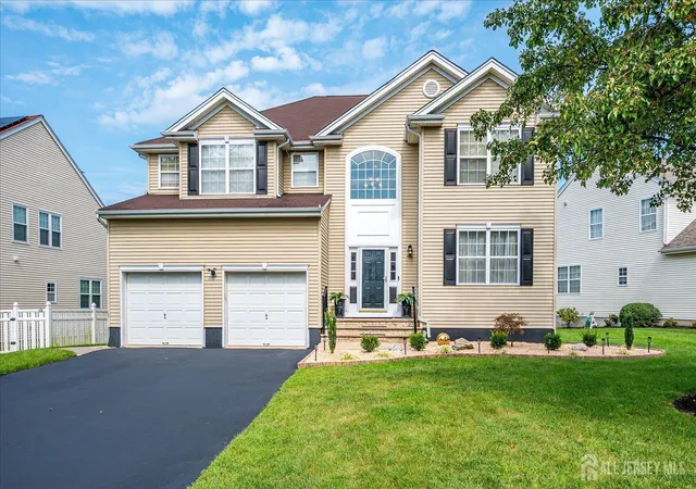 Photo 1 of Single family home for sale at 103 Timberhill Dr, Franklin Park, NJ 08823 | MLS# 2703606R | Listing updated on 2026-09-16