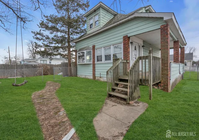 Photo 1 of Single family home for sale at 26 Murray Ln, Keansburg, NJ 07734 | MLS# 2704596R | Listing updated on 2026-09-16
