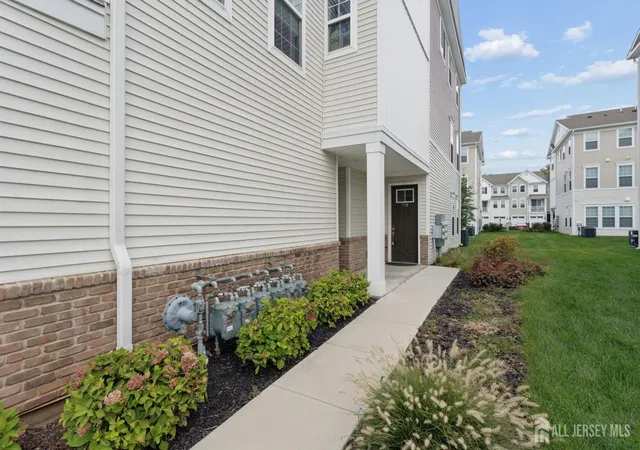 Photo 2 of Condo for sale at 718 Station Rd, Dunellen, NJ 08812 | MLS# 2702261R | Listing updated on 2026-09-24