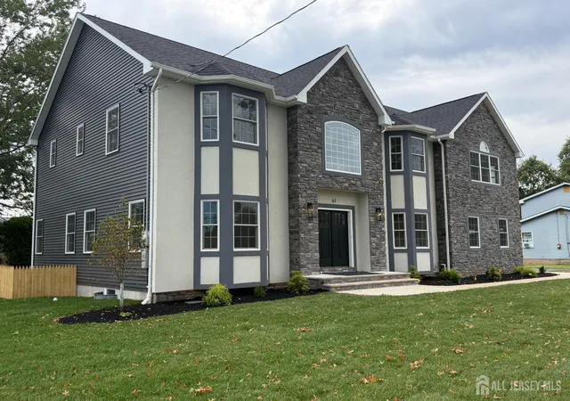 Photo 2 of Single family home for sale at 61 Vera St, Piscataway, NJ 08854 | MLS# 2702277R | Listing updated on 2026-09-28