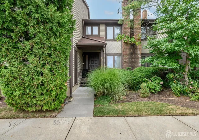 Photo 1 of Townhouse for sale at 24 Chelsea Ct, Parlin, NJ 08859 | MLS# 2705062R | Listing updated on 2026-09-24