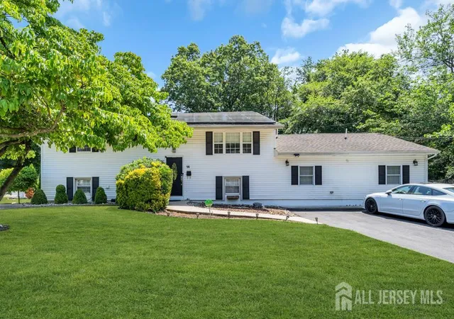 Photo 1 of Single family home for sale at 14 Arlington Dr, Howell, NJ 07731 | MLS# 2704333R | Listing updated on 2026-09-28