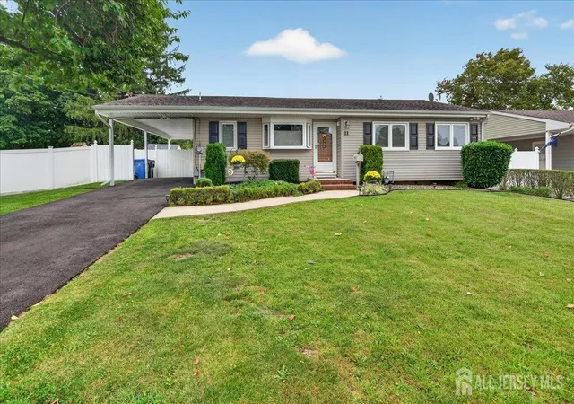 Photo 1 of Single family home for sale at 11 Brown Ct, Parlin, NJ 08859 | MLS# 2704935R | Listing updated on 2026-10-05