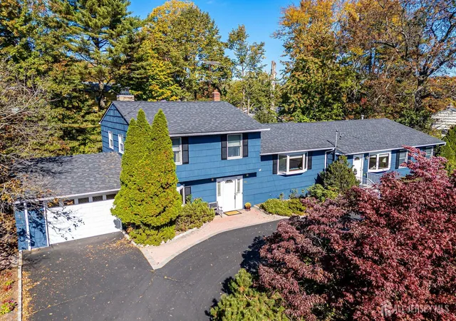 Photo 1 of Single family home for sale at 48 Frost Ave W, Edison, NJ 08820 | MLS# 2706958R | Listing updated on 2026-10-28