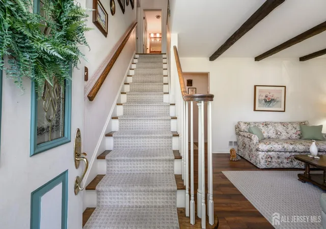 Photo 3 of Single family home for sale at 544 Pinewood Ave, Roselle Park, NJ 07204 | MLS# 2704179R | Listing updated on 2026-09-10