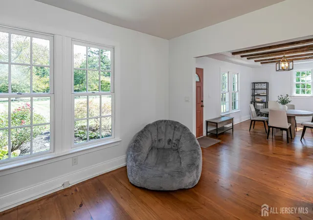 Photo 4 of Single family home for sale at 10 Old Nursery Rd, Princeton, NJ 08540 | MLS# 2703733R | Listing updated on 2026-09-25