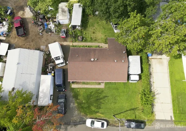 Photo 15 of Single family home for sale at 853 Grove Ave, South Amboy, NJ 08879 | MLS# 2703763R | Listing updated on 2026-10-09
