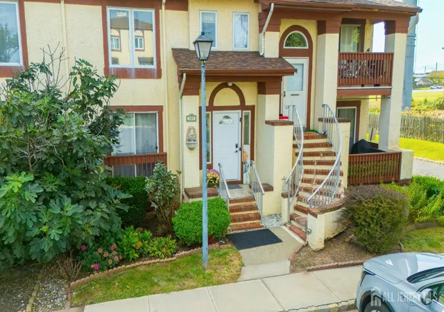 Photo 2 of Townhouse for sale at 305 Michaels Ct, Woodbridge, NJ 07095 | MLS# 2704652R | Listing updated on 2026-09-29