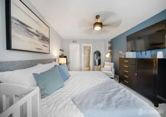 Photo 4 of Townhouse for sale at 305 Michaels Ct, Woodbridge, NJ 07095 | MLS# 2704652R | Listing updated on 2026-09-29