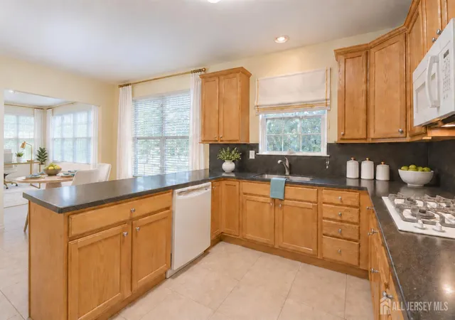 Photo 3 of Single family home for sale at 160 Kyle Ct, Monroe Township, NJ 08831 | MLS# 2703894R | Listing updated on 2026-09-15