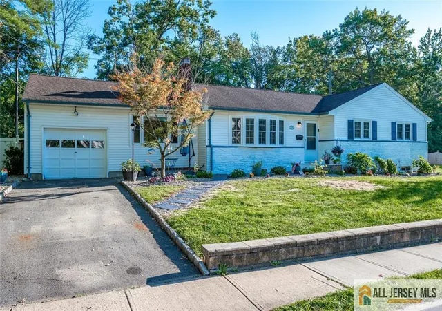 Photo 3 of Single family home for sale at 228 Norris Ave, Metuchen, NJ 08840 | MLS# 2770536M | Listing updated on 2026-09-25