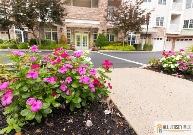 Listing Photo 4 - Condo for sale in building located at 9213 Falston Cir, Old Bridge, NJ 08857 - Unit #9213