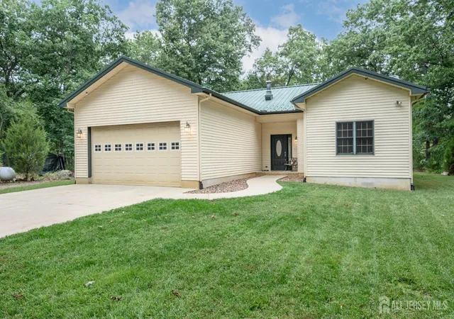 Photo 1 of Single family home for sale at 2426 W Main St, Millville, NJ 08332 | MLS# 2705029R | Listing updated on 2026-09-29