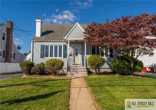Photo 2 of Single family home for sale at 18 Roseland Pl, North Brunswick, NJ 08902 | MLS# 2770772M | Listing updated on 2026-10-25