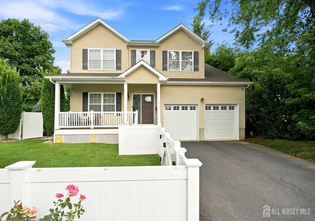 Photo 3 of Single family home for sale at 18 Kendall Rd, East Brunswick, NJ 08816 | MLS# 2703789R | Listing updated on 2026-09-29