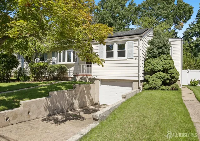 Photo 3 of Single family home for sale at 113 113 Stony Rd, Edison, NJ 08817 | MLS# 2704880R | Listing updated on 2026-09-21