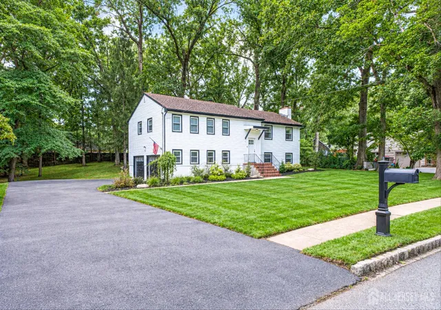 Photo 3 of Single family home for sale at 4 Bunker Hl Run, East Brunswick, NJ 08816 | MLS# 2704618R | Listing updated on 2026-09-28