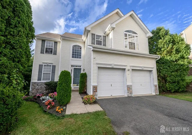 Photo 1 of Single family home for sale at 38 Winding Hl Dr, Hackettstown, NJ 07840 | MLS# 2704349R | Listing updated on 2026-09-29