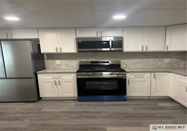 Photo 3 of Condo for sale at 2004 Greenwood Dr, Lindenwold, NJ 08021 | MLS# 2770480M | Listing updated on 2026-09-08