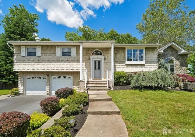 Photo 2 of Single family home for sale at 18 Mary Ellen Dr, Edison, NJ 08820 | MLS# 2704096R | Listing updated on 2026-09-09