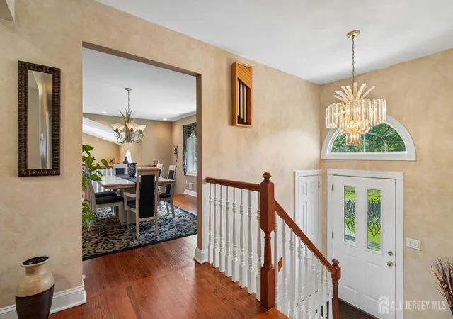 Photo 4 of Single family home for sale at 18 Mary Ellen Dr, Edison, NJ 08820 | MLS# 2704096R | Listing updated on 2026-09-09