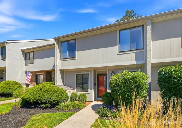 Photo 3 of Townhouse for sale at 37 Irongate, Metuchen, NJ 08840 | MLS# 2703844R | Listing updated on 2026-09-23