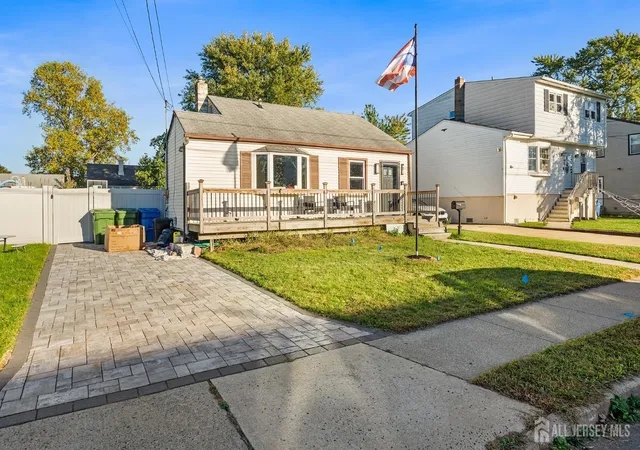 Photo 2 of Single family home for sale at 44 Eisenhower Dr, Sayreville, NJ 08872 | MLS# 2706411R | Listing updated on 2026-10-23