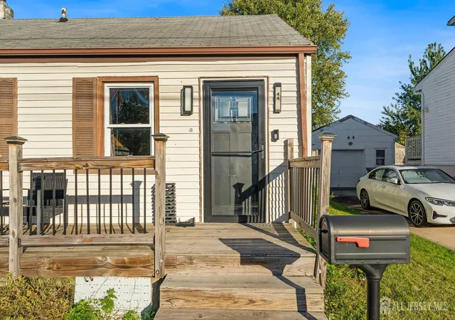 Photo 3 of Single family home for sale at 44 Eisenhower Dr, Sayreville, NJ 08872 | MLS# 2706411R | Listing updated on 2026-10-23