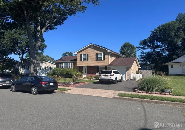 Photo 1 of Single family home for sale at 7 Verona Ave, Trenton, NJ 08619 | MLS# 2704520R | Listing updated on 2026-09-22