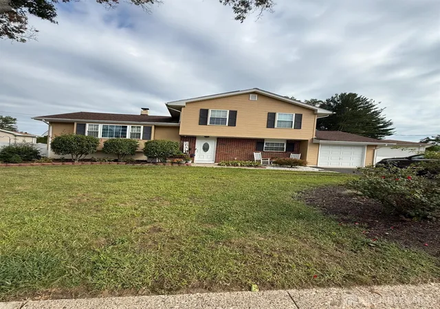 Photo 31 of Single family home for sale at 7 Verona Ave, Trenton, NJ 08619 | MLS# 2704520R | Listing updated on 2026-09-22