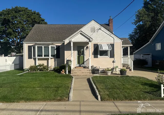 Single family home for sale at 692 Hanson Ave, Perth Amboy, NJ 08861 | MLS# 2704472R