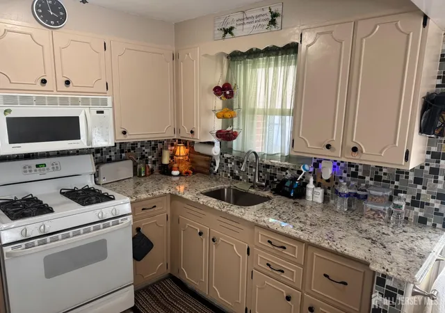 Photo 4 of Single family home for sale at 692 Hanson Ave, Perth Amboy, NJ 08861 | MLS# 2704472R | Listing updated on 2026-09-16