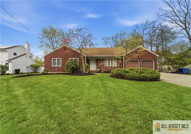 Single family home for sale at 1177 Aaron Rd, North Brunswick, NJ 08902 | MLS# 2770607M