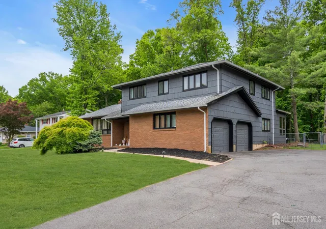 Photo 2 of Single family home for sale at 16 Woodmere Rd, North Brunswick, NJ 08902 | MLS# 2704954R | Listing updated on 2026-09-28