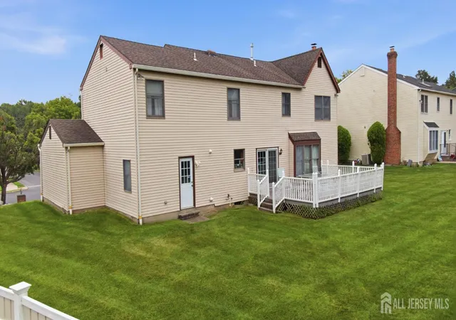 Photo 2 of Single family home for sale at 4 Victoria Way, Kendall Park, NJ 08824 | MLS# 2703778R | Listing updated on 2026-09-26