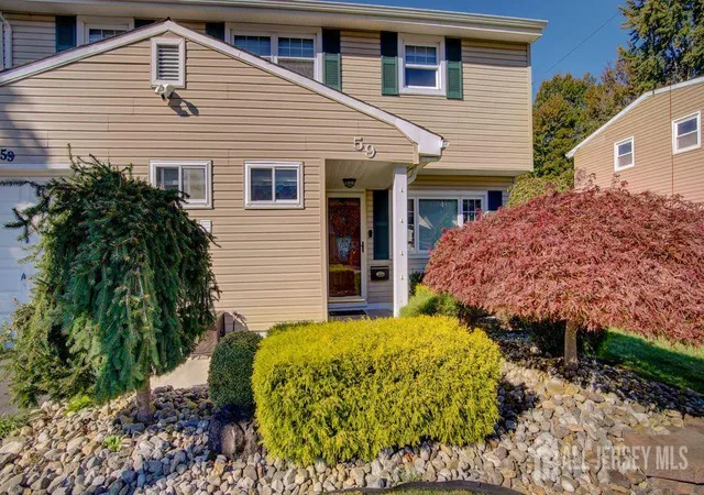 Photo 2 of Single family home for sale at 59 Frederick Pl, Old Bridge, NJ 08857 | MLS# 2706796R | Listing updated on 2026-10-29