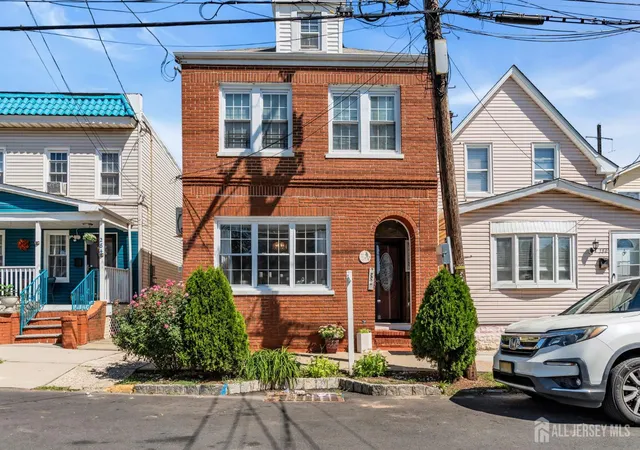 Photo 1 of Single family home for sale at 282 Alpine St, Perth Amboy, NJ 08861 | MLS# 2704186R | Listing updated on 2026-09-27