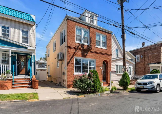 Photo 2 of Single family home for sale at 282 Alpine St, Perth Amboy, NJ 08861 | MLS# 2704186R | Listing updated on 2026-09-27