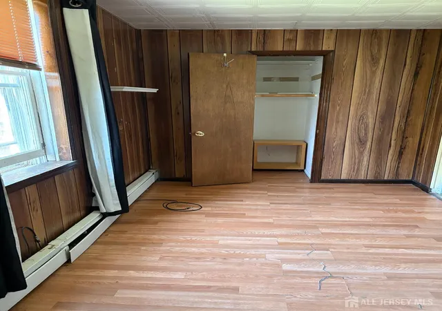Photo 4 of Single family home for sale at 363 Garretson Ave, Perth Amboy, NJ 08861 | MLS# 2704031R | Listing updated on 2026-09-14