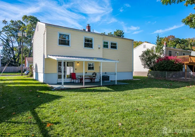 Photo 1 of Single family home for sale at 6 Sheffield Pl, Metuchen, NJ 08840 | MLS# 2706338R | Listing updated on 2026-10-28