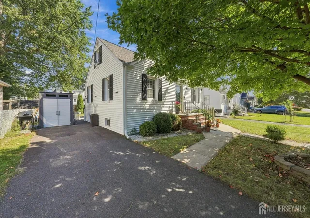 Photo 3 of Single family home for sale at 212 Stephenson Ave, Middlesex, NJ 08846 | MLS# 2704446R | Listing updated on 2026-09-28
