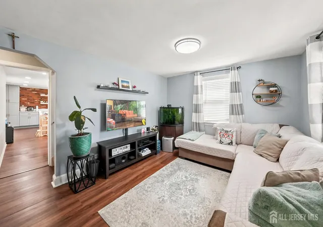Photo 4 of Single family home for sale at 212 Stephenson Ave, Middlesex, NJ 08846 | MLS# 2704446R | Listing updated on 2026-09-28
