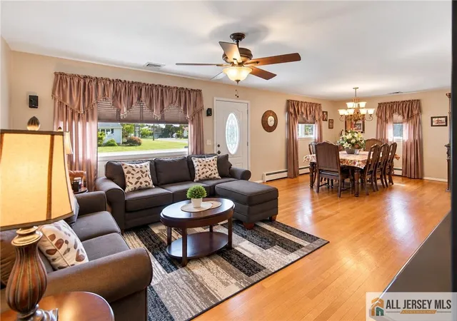 Photo 4 of Single family home for sale at 121 Hadley St, Piscataway, NJ 08854 | MLS# 2770717M | Listing updated on 2026-10-25