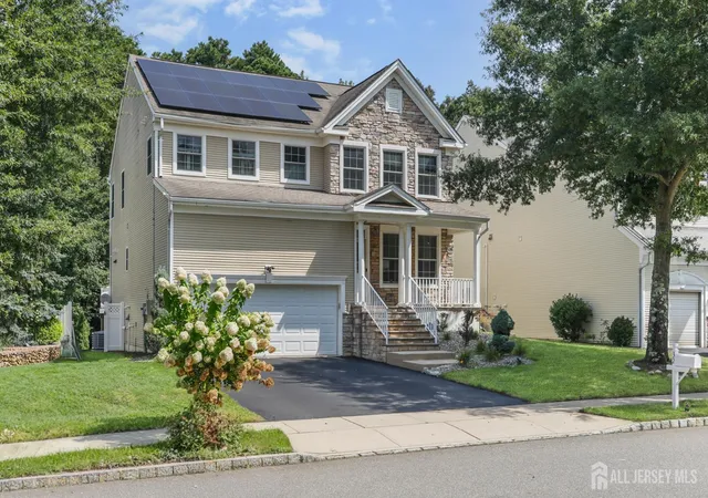 Photo 2 of Single family home for sale at 32 Walden Ct, Old Bridge, NJ 08857 | MLS# 2704143R | Listing updated on 2026-09-11