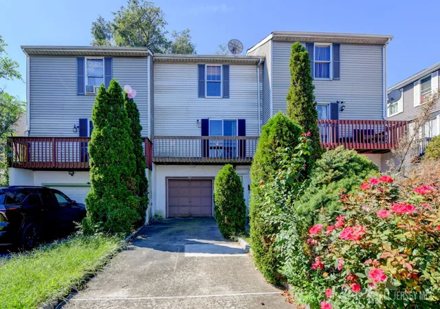 Photo 2 of Single family home for sale at 493 Fayette St, Perth Amboy, NJ 08861 | MLS# 2704045R | Listing updated on 2026-09-28
