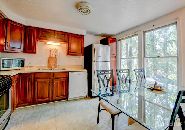 Photo 3 of Single family home for sale at 493 Fayette St, Perth Amboy, NJ 08861 | MLS# 2704045R | Listing updated on 2026-09-28